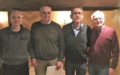 GOLDENE SPIELERNADEL FÜR ZWEI LANGENBERGER