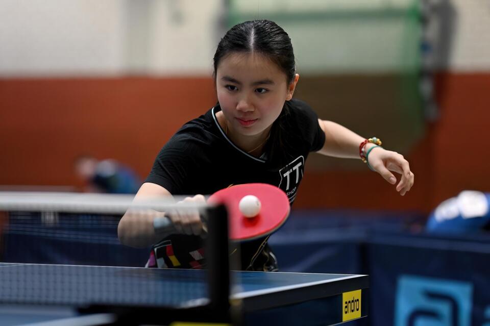 Tischtennis - Westdeutsche Einzelmeisterschaften Jugend 19 am 14.12.2025 in der Sporthalle Löh in Viersen