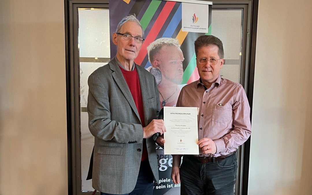 EHRENNADEL FÜR THOMAS BRÖXKES