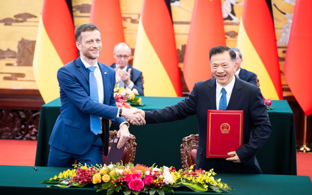 DTTB MIT MEGA-AUFTRITT IN CHINA