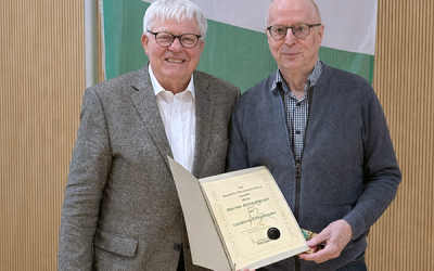 EHRENNADEL FÜR ALMESBERGER